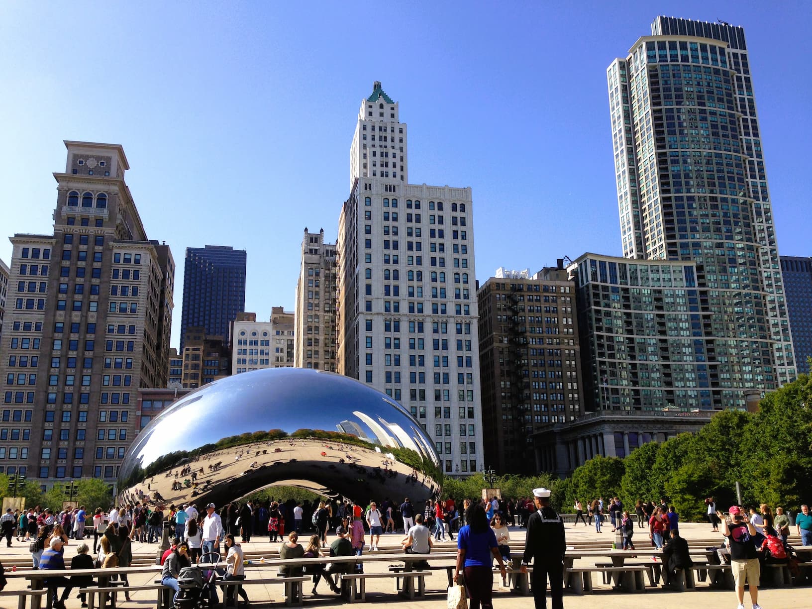 Chicago's iconic landmark The Bean with the city skyline